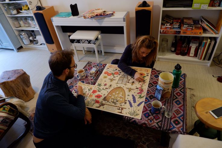 ryan et justine font un puzzle