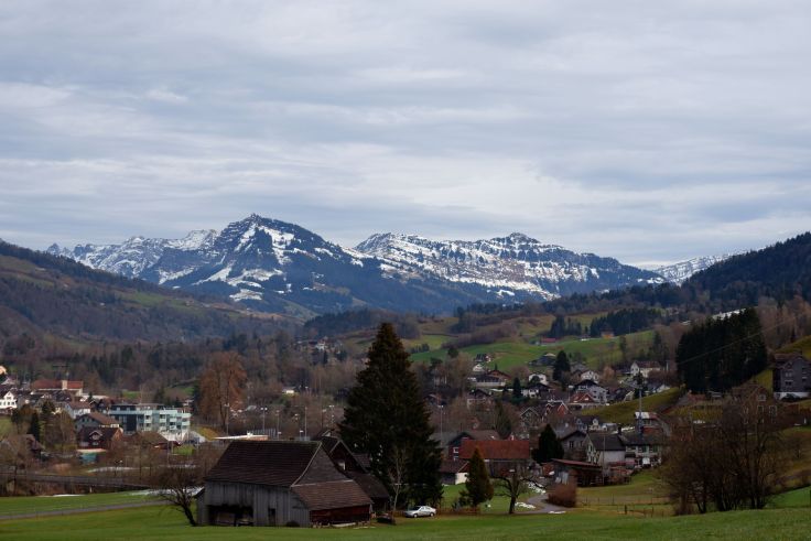 les montagnes environnant Ebnat-Kappel