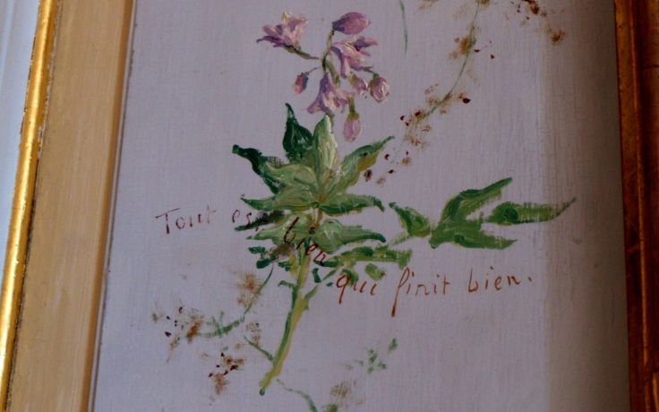 un décor bucolique indiquant "tout est bien qui finit bien"