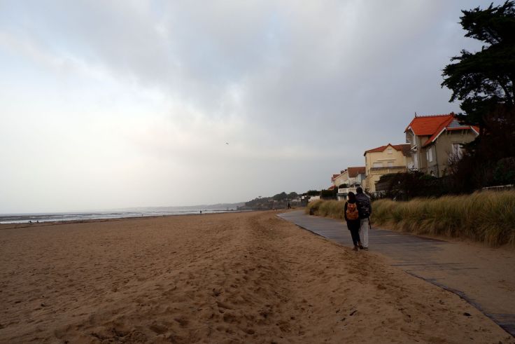 Justine et Ryan à la plage à la Bernerie