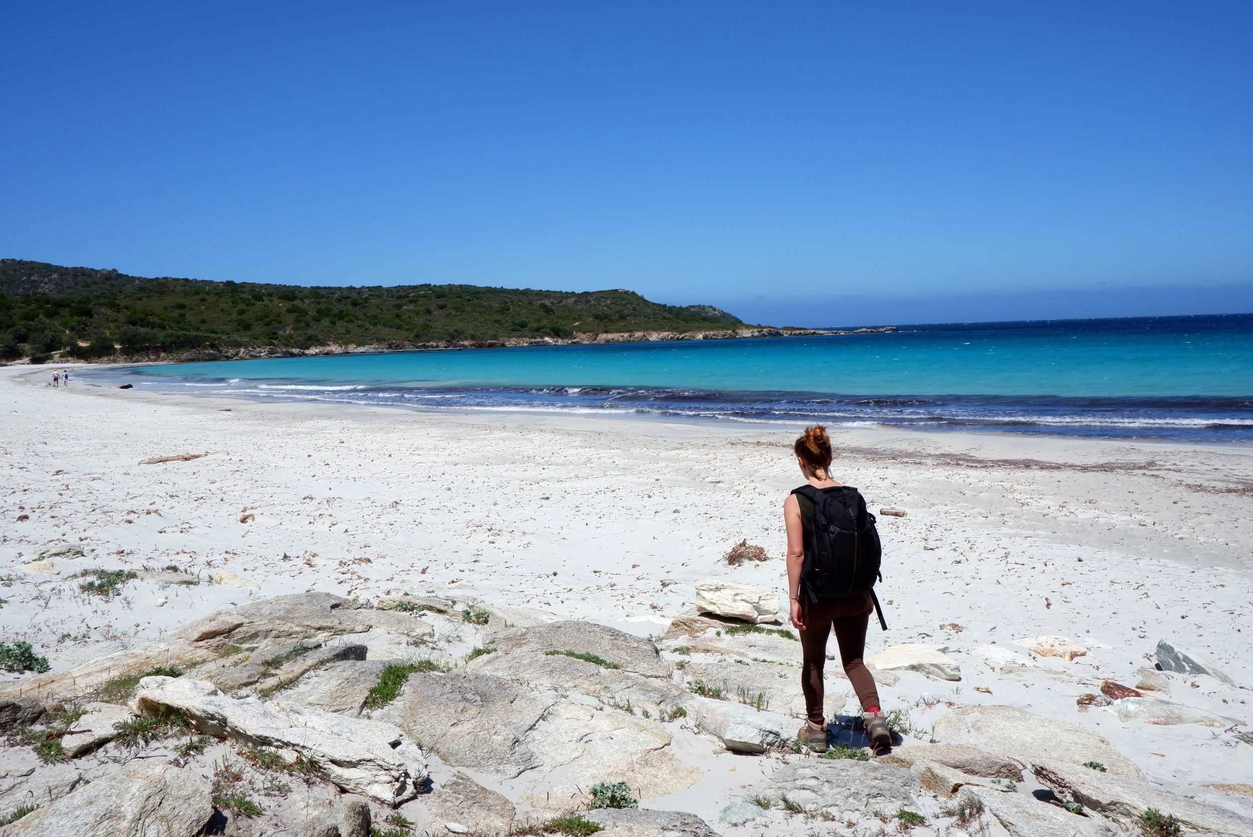 Justine sur la plage du Lotu