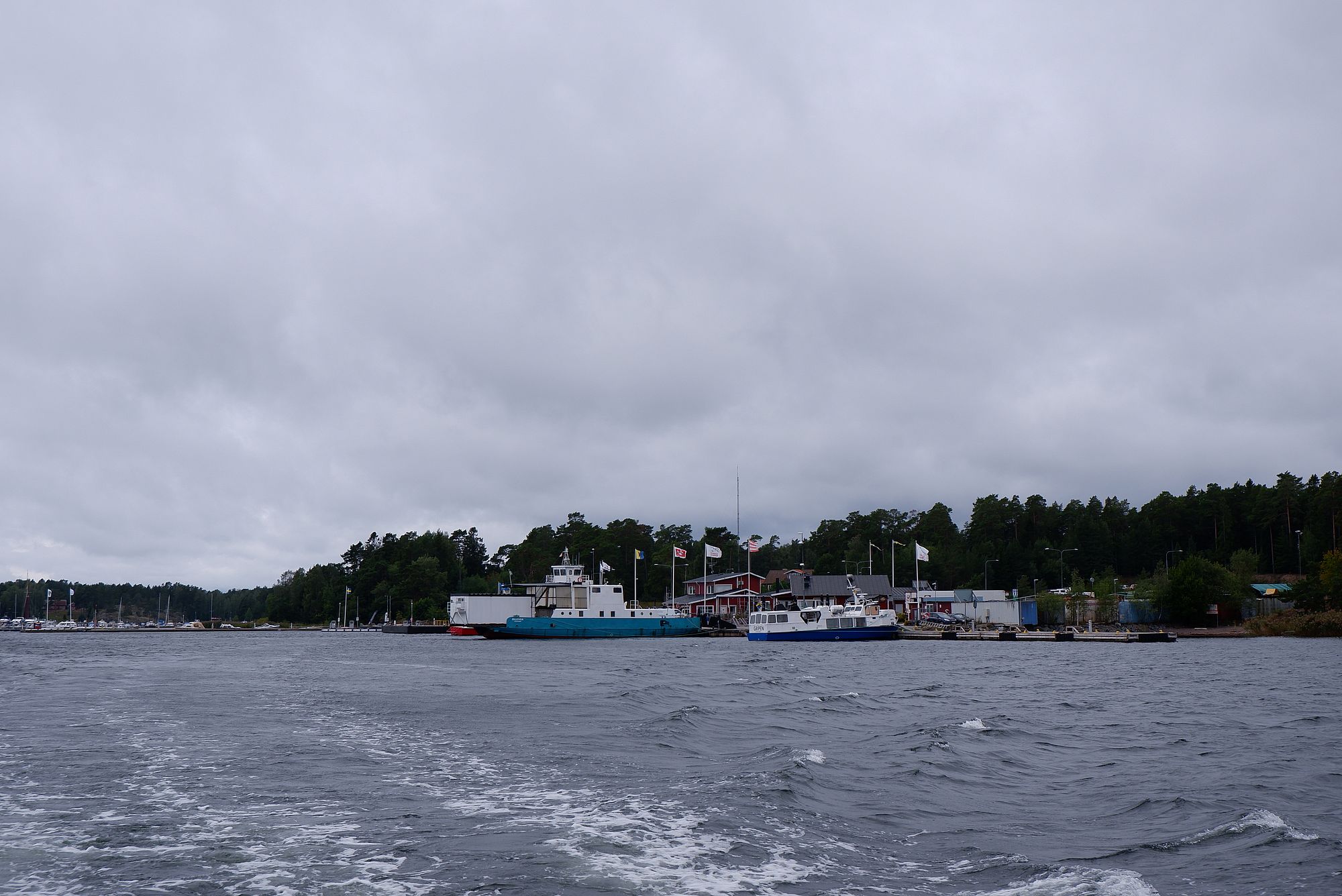 Le port de Stavnäs vu depuis l'eau