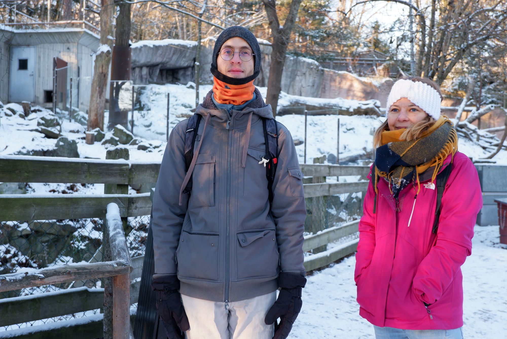 Ryan et Justine bien emmitouflés dans leurs manteaux
